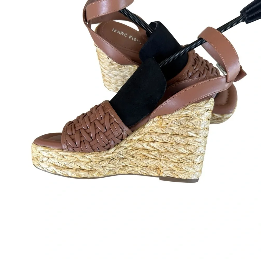 Marc Fisher Godina Womens Cushioned Footbed Faux Leather Wedge Sandals